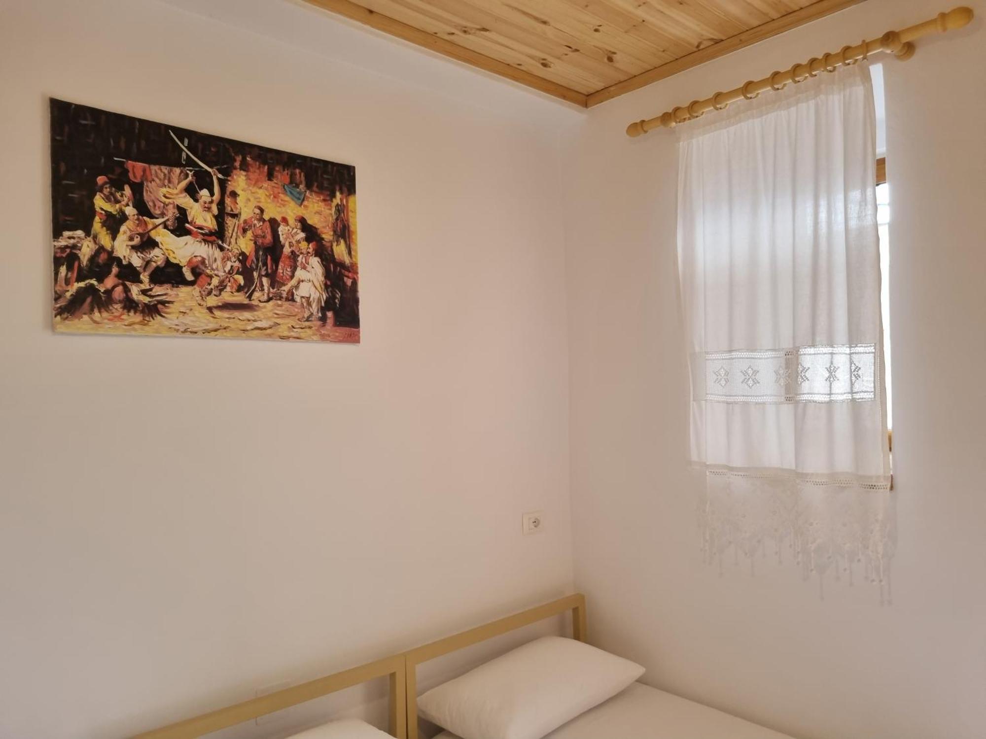 Tony'S Terrace Bed & Breakfast Gjirokastër Eksteriør bilde